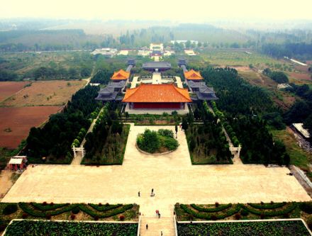 目夷君墓 目夷君墓