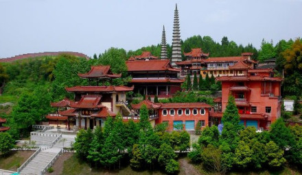 三教圣地真佛山