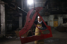 田雨《钢的琴》剧照 田雨《钢的琴》剧照