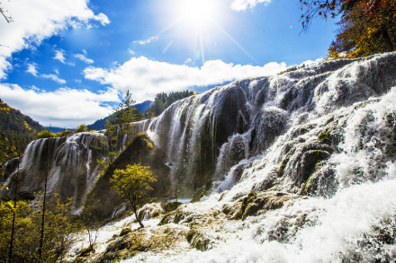 珍珠滩瀑布 珍珠滩瀑布