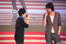 游鸿明演唱照 游鸿明演唱照