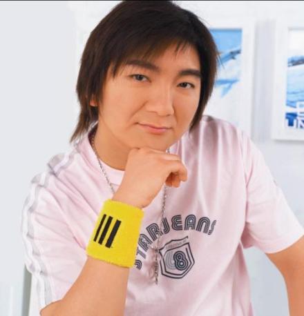 年轻的杨臣刚 年轻的杨臣刚