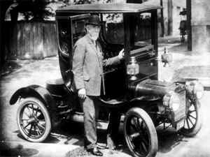 第一辆凯迪拉克封闭车厢车 第一辆凯迪拉克封闭车厢车