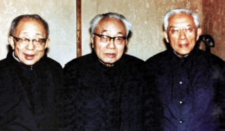 左起:任之恭、黄子卿、周培源 左起:任之恭、黄子卿、周培源