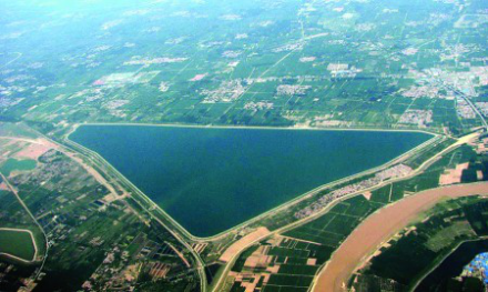 鹊山水库 鹊山水库