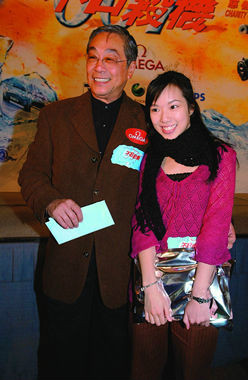 曾江与女儿合照 曾江与女儿合照