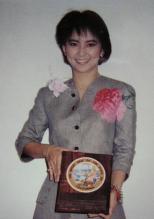 1998年《保镖之情人保镖》饰演崔婷