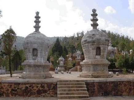 水目塔林 水目塔林