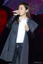 张靓颖出席活动