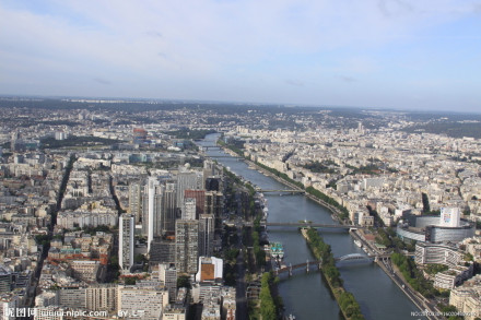 塞纳河上的桥 塞纳河上的桥