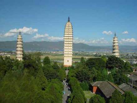 崇圣寺三塔 崇圣寺三塔