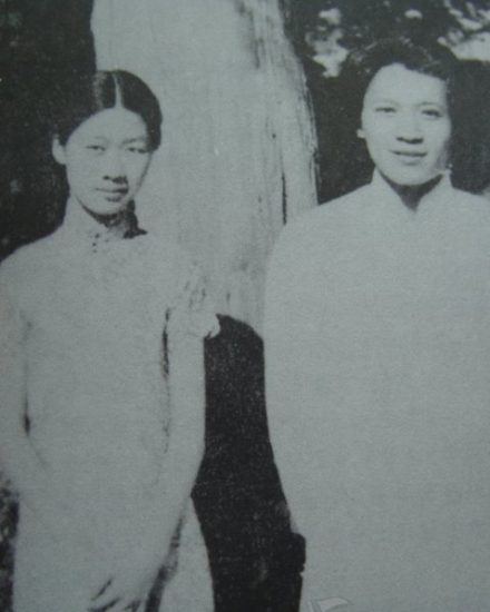 赵萝蕤与陈梦家摄于燕京大学(1935年) 赵萝蕤与陈梦家摄于燕京大学(1935年)
