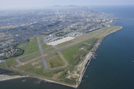 新潟机场俯瞰图
新潟机场俯瞰图