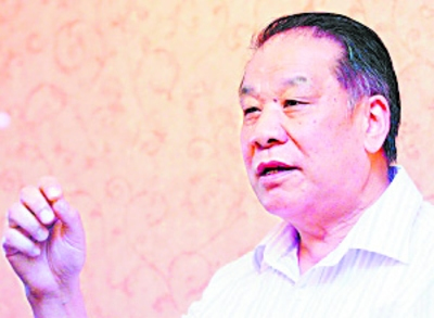 《刘心武揭秘红楼梦2》 《刘心武揭秘红楼梦2》