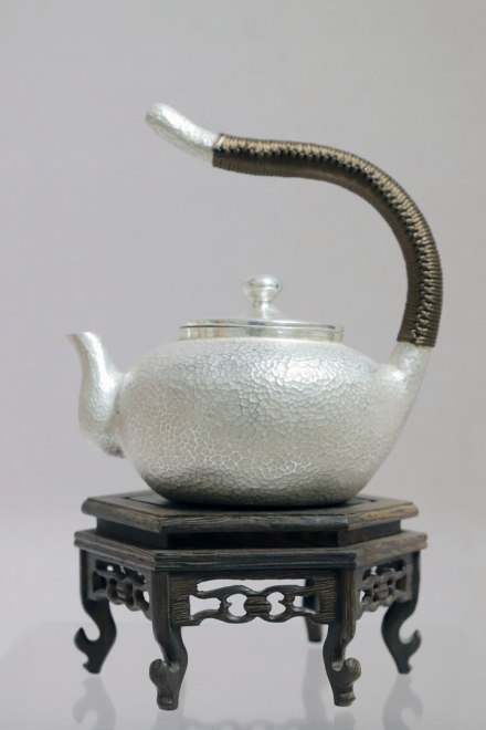 银铜器制作及鎏金技艺 银壶 银铜器制作及鎏金技艺 银壶