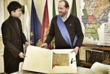 张杰受米兰贝加莫省省长接见