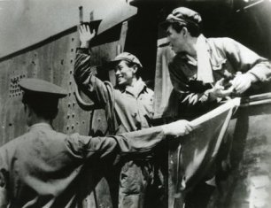 56班导、演、摄联合毕业作业《穿山巨龙》 56班导、演、摄联合毕业作业《穿山巨龙》