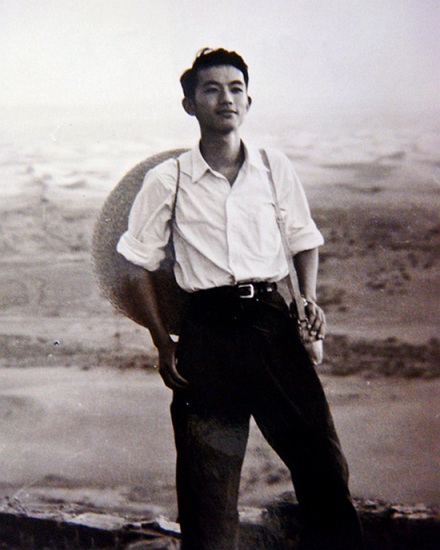 赴陕北进行生产实习期间的厉声教 赴陕北进行生产实习期间的厉声教