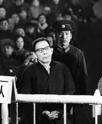 被捕后的张春桥