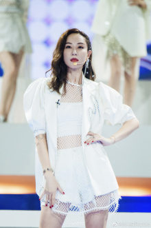 郑希怡参加《乘风破浪的姐姐》 郑希怡参加《乘风破浪的姐姐》