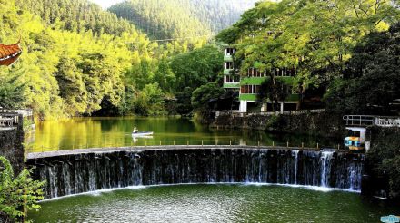 帽子峰森林公园(AAA) 帽子峰森林公园(AAA)