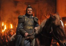 各版袁绍的影视形象