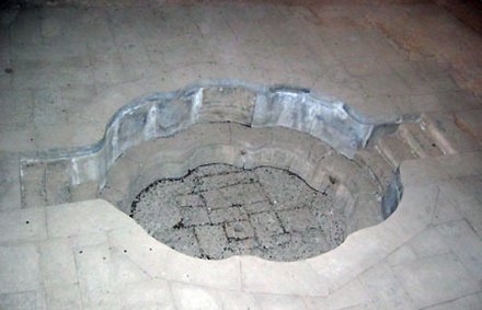 海棠汤遗址
海棠汤遗址