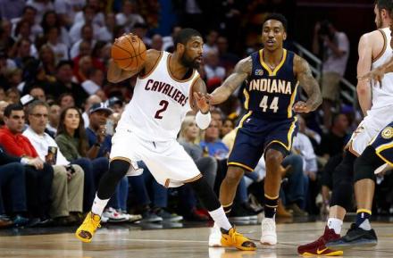 对阵步行者 对阵步行者