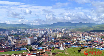 甘南城区远眺 甘南城区远眺