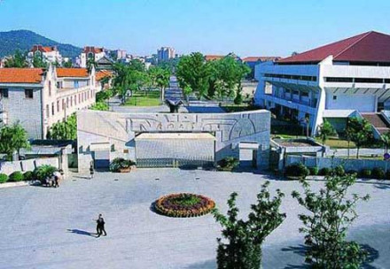 厦门大学西校门 厦门大学西校门