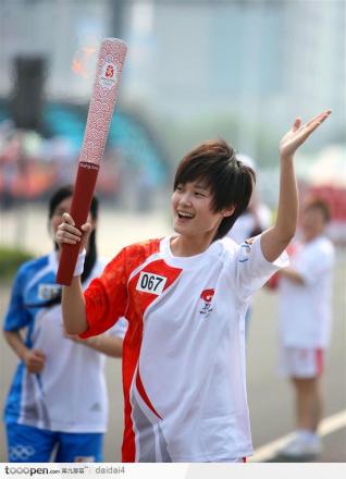 李宇春担任奥运会、亚运会、大运会志愿者 李宇春担任奥运会、亚运会、大运会志愿者