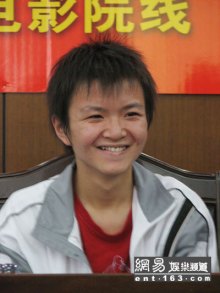 钟秋参加活动 钟秋参加活动