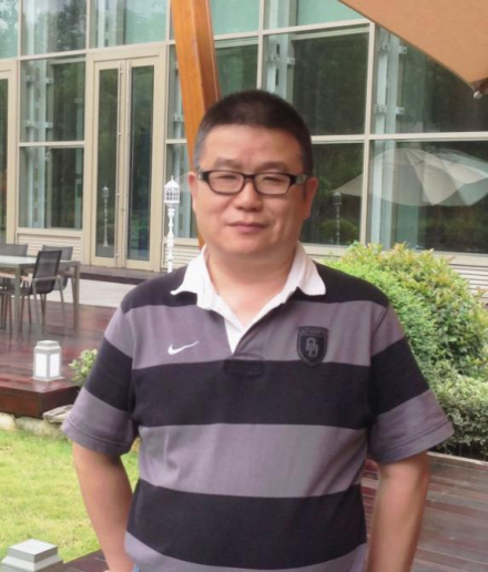 执行董事兼社长 执行董事兼社长