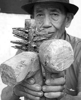 原始的锤子 原始的锤子