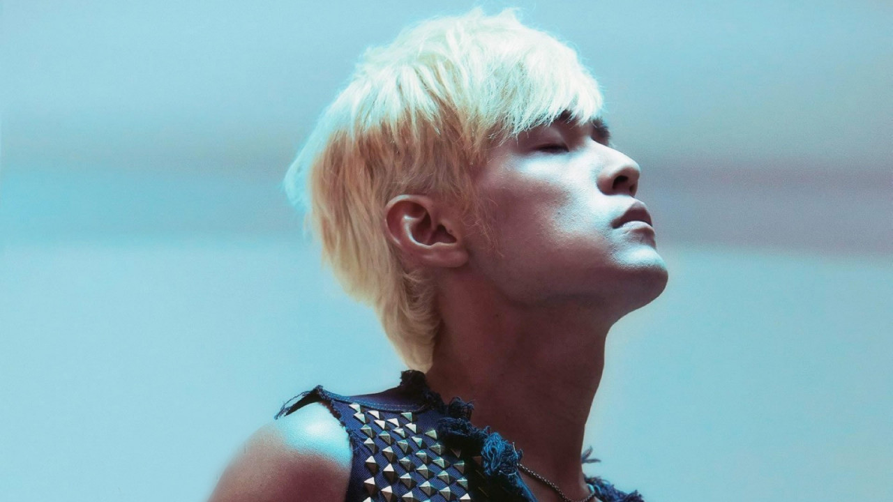 专辑《12新作》封面 专辑《12新作》封面