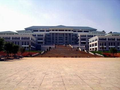 现昆明学院图书馆 现昆明学院图书馆