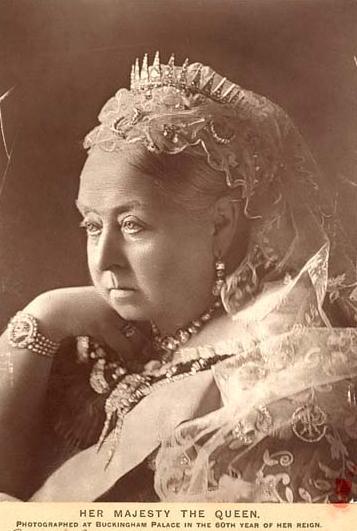 晚年的维多利亚女王照片 晚年的维多利亚女王照片
