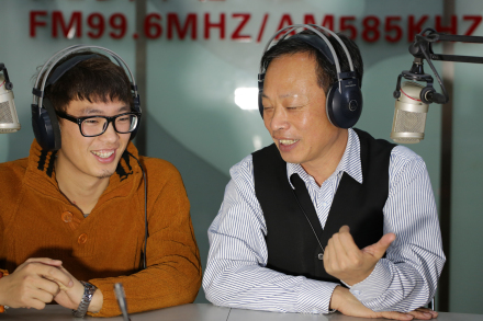 与赵建华先生谈吉林诗歌 与赵建华先生谈吉林诗歌