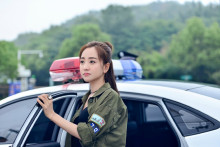 《美人为馅》 《美人为馅》