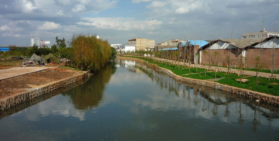 老运粮河郊区庄房村一段