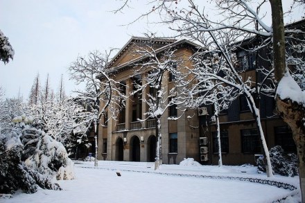 扬州大学瘦西湖校区 扬州大学瘦西湖校区