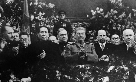 1949年赫鲁晓夫在斯大林70岁寿辰上
