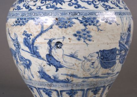 《元末明初象舆人物图罐》(局部) 《元末明初象舆人物图罐》(局部)