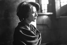 《南京!南京!》饰姜淑云 《南京!南京!》饰姜淑云