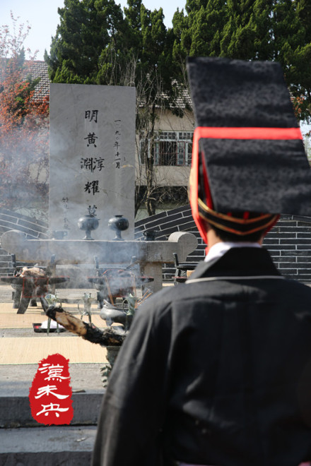 黄淳耀半身像
黄淳耀半身像