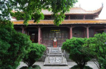 梅 城 孔 庙