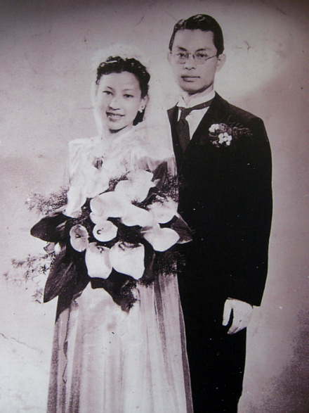 林海音(左)与丈夫 林海音(左)与丈夫