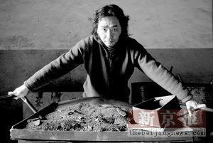 工作中的万夏 工作中的万夏