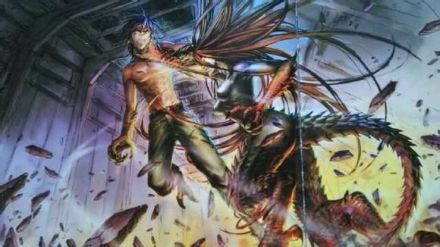 耶梦加得（图右）