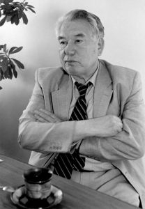 钦吉斯·艾特玛托夫 钦吉斯·艾特玛托夫